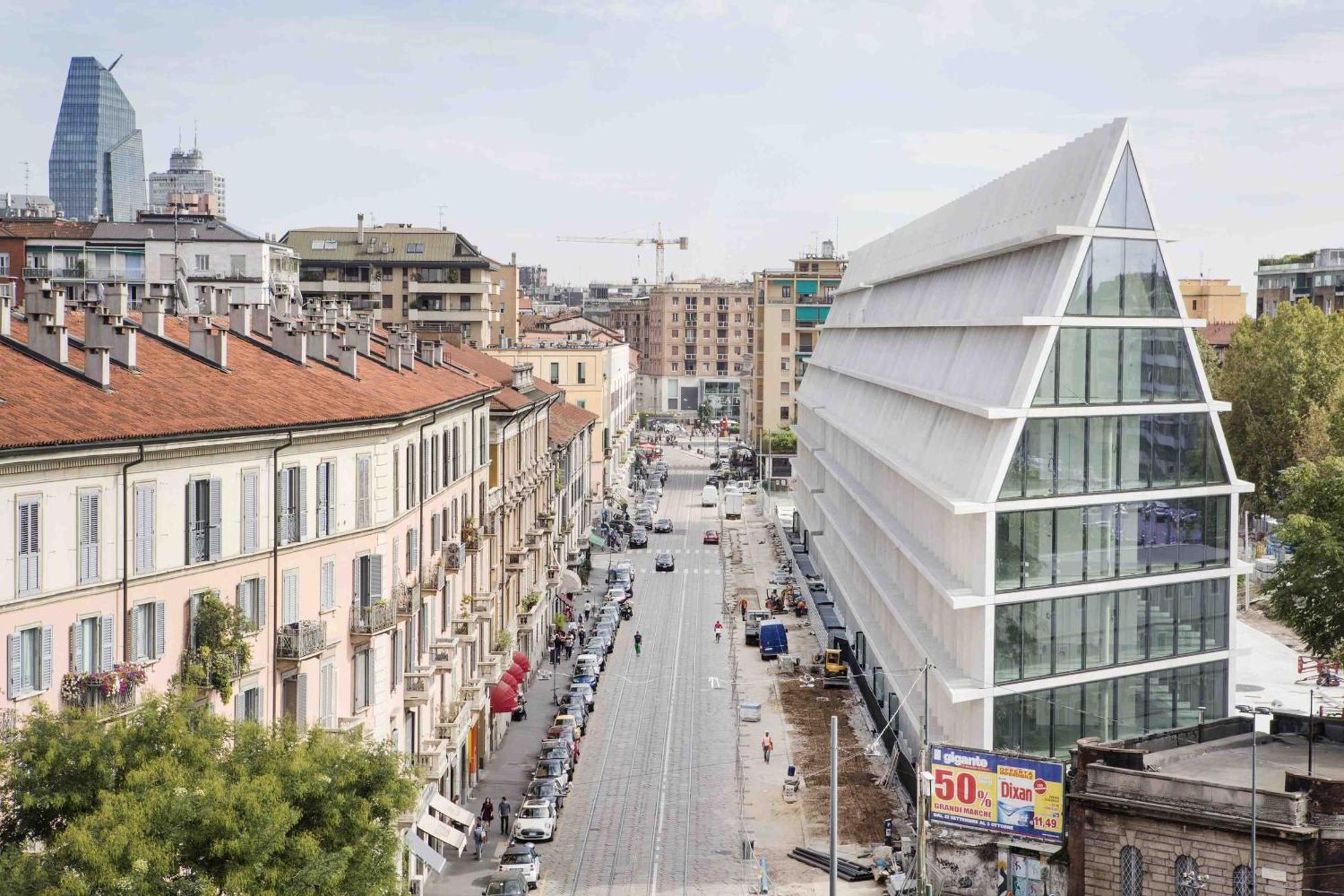 Appartamento Lovely In The Heart Of Milano